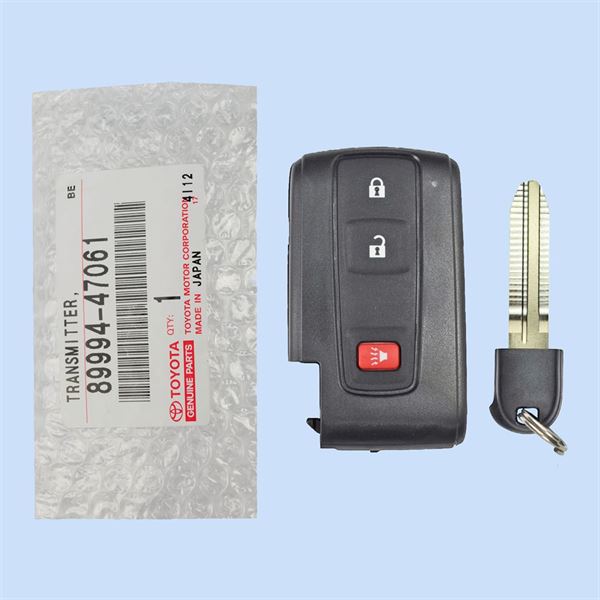 2004 - 2009 Toyota Prius<br/>MOZB31EG Silver Logo With Smart Entry